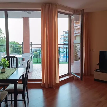 One-bedroom A 304 Nestinarka-tsarevo Apartman *