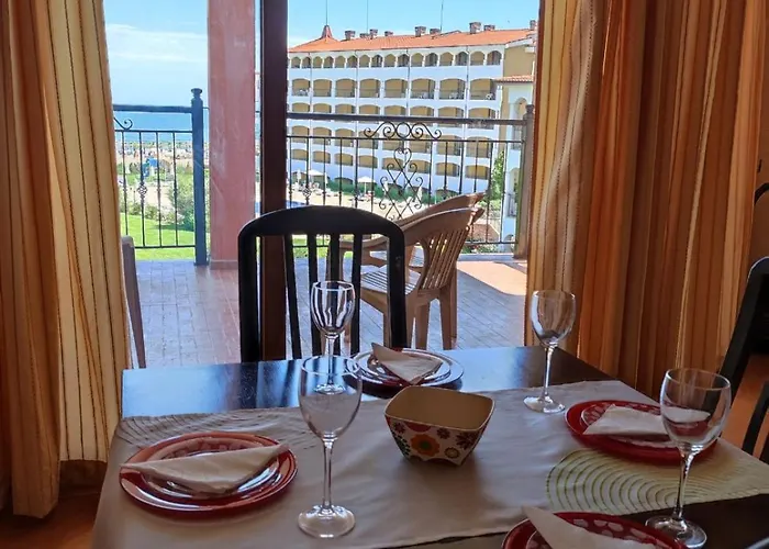 アパート One-bedroom A 304 Nestinarka-tsarevo ツァレヴォ